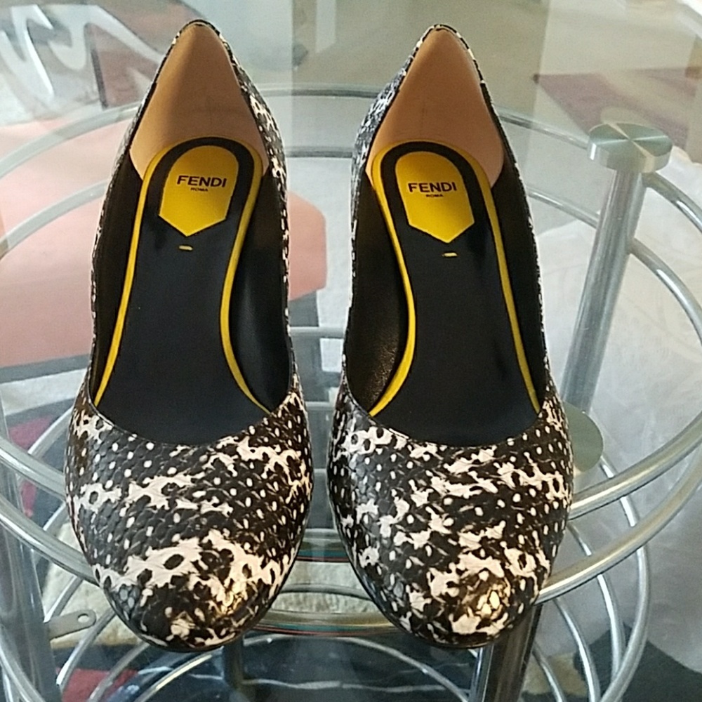 Fendi pumps